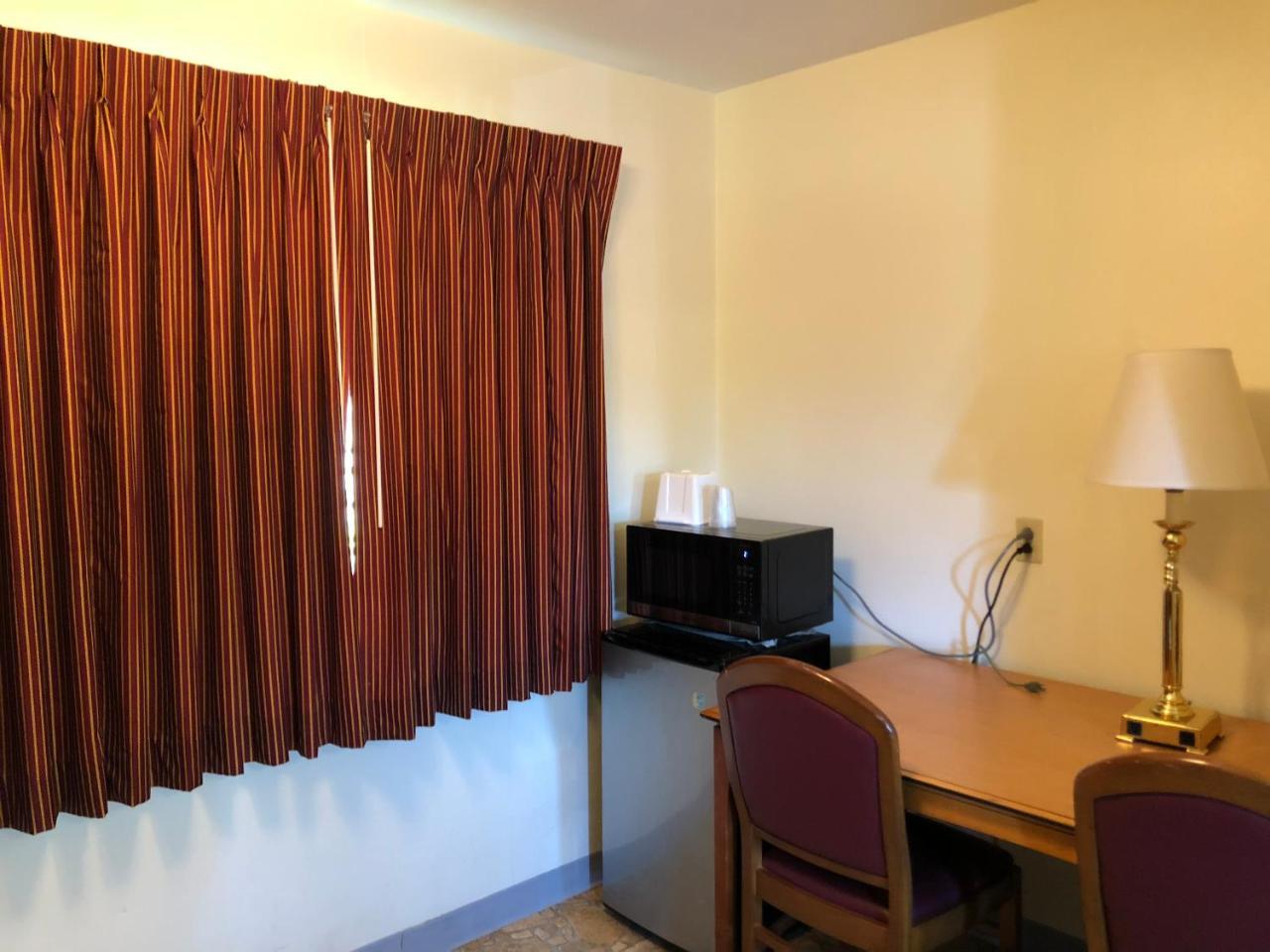 Monticello Motel Портленд Экстерьер фото