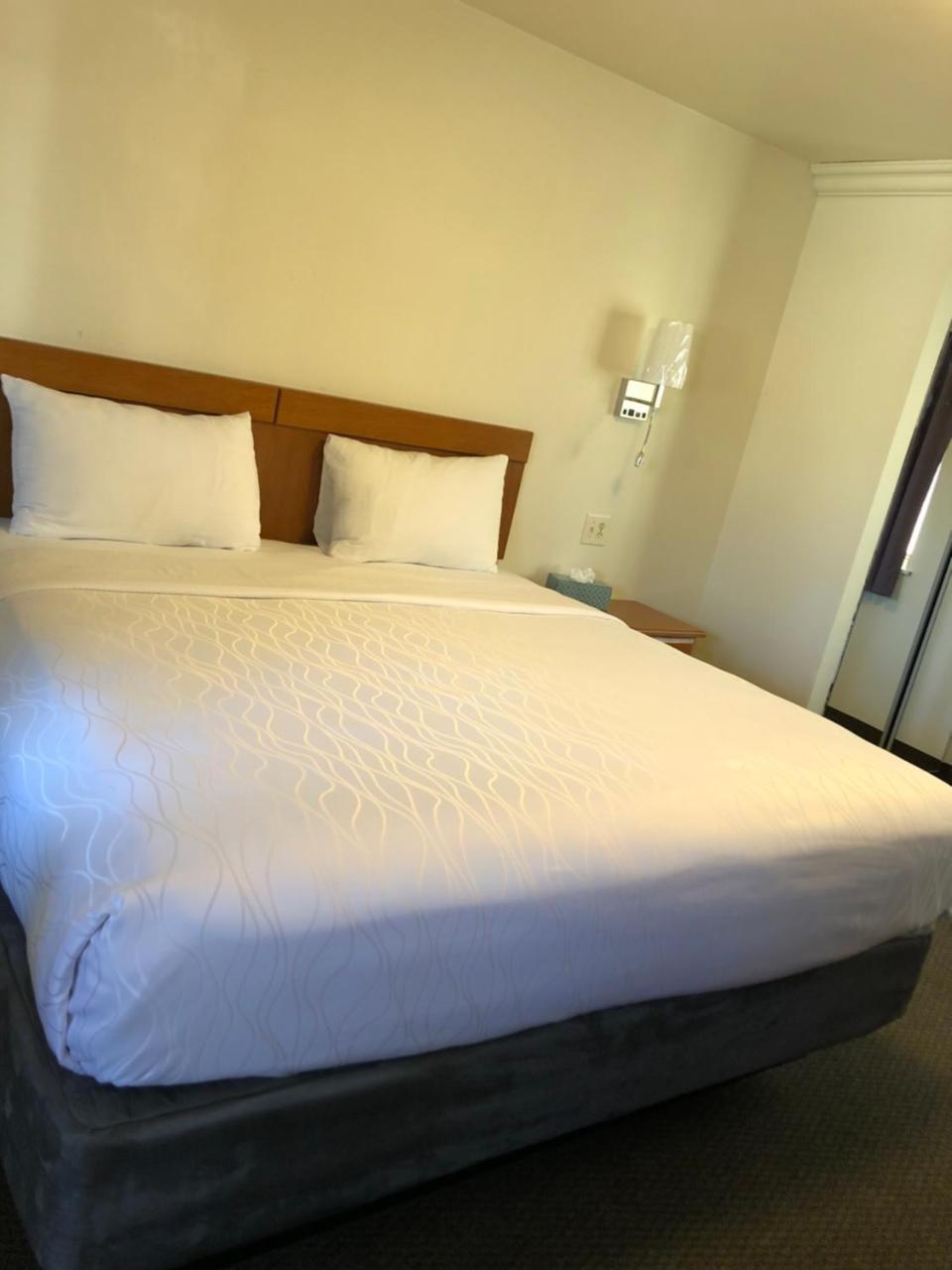 Monticello Motel Портленд Экстерьер фото